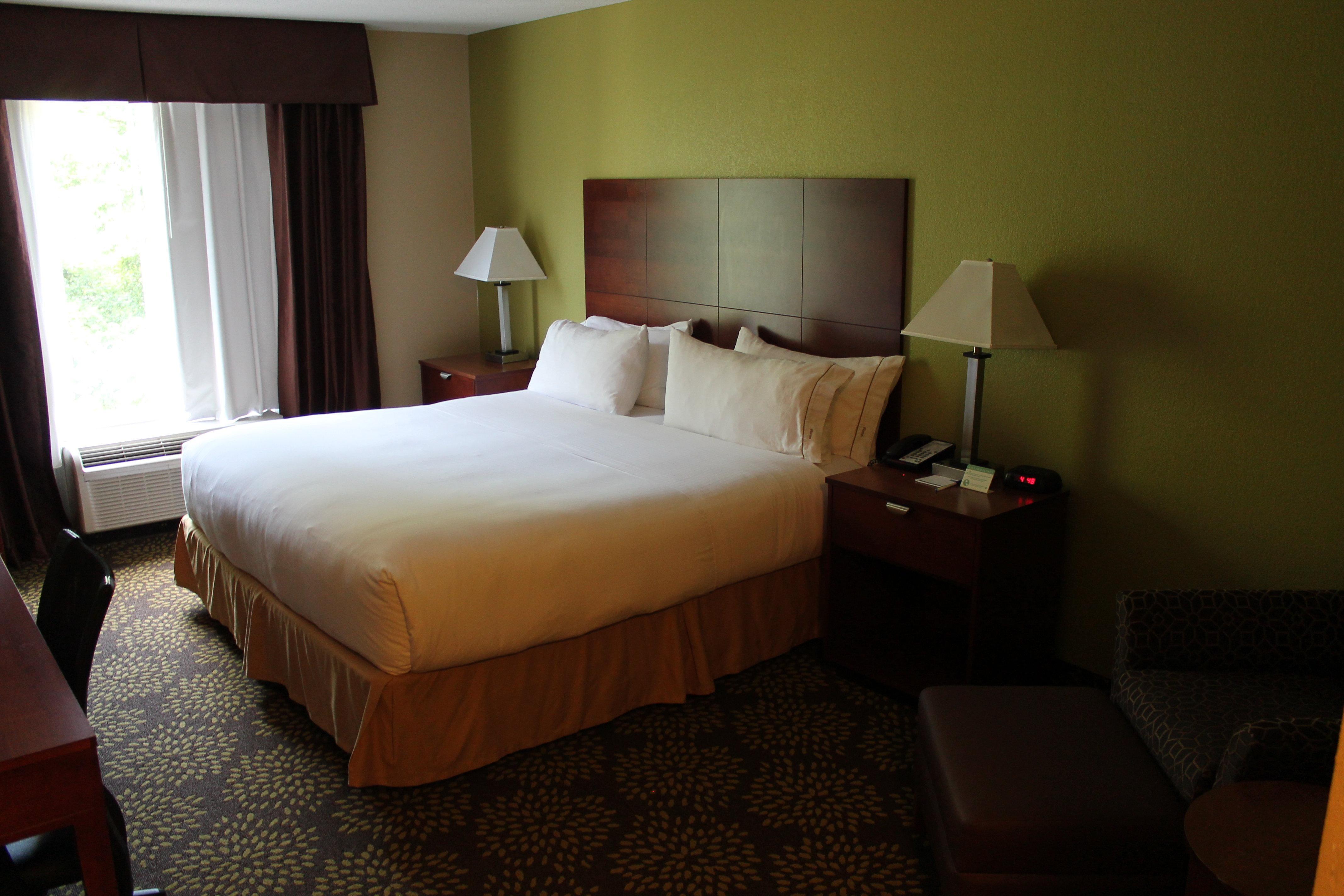 Holiday Inn Express Hotel & Suites Starkville, An Ihg Hotel Bagian luar foto