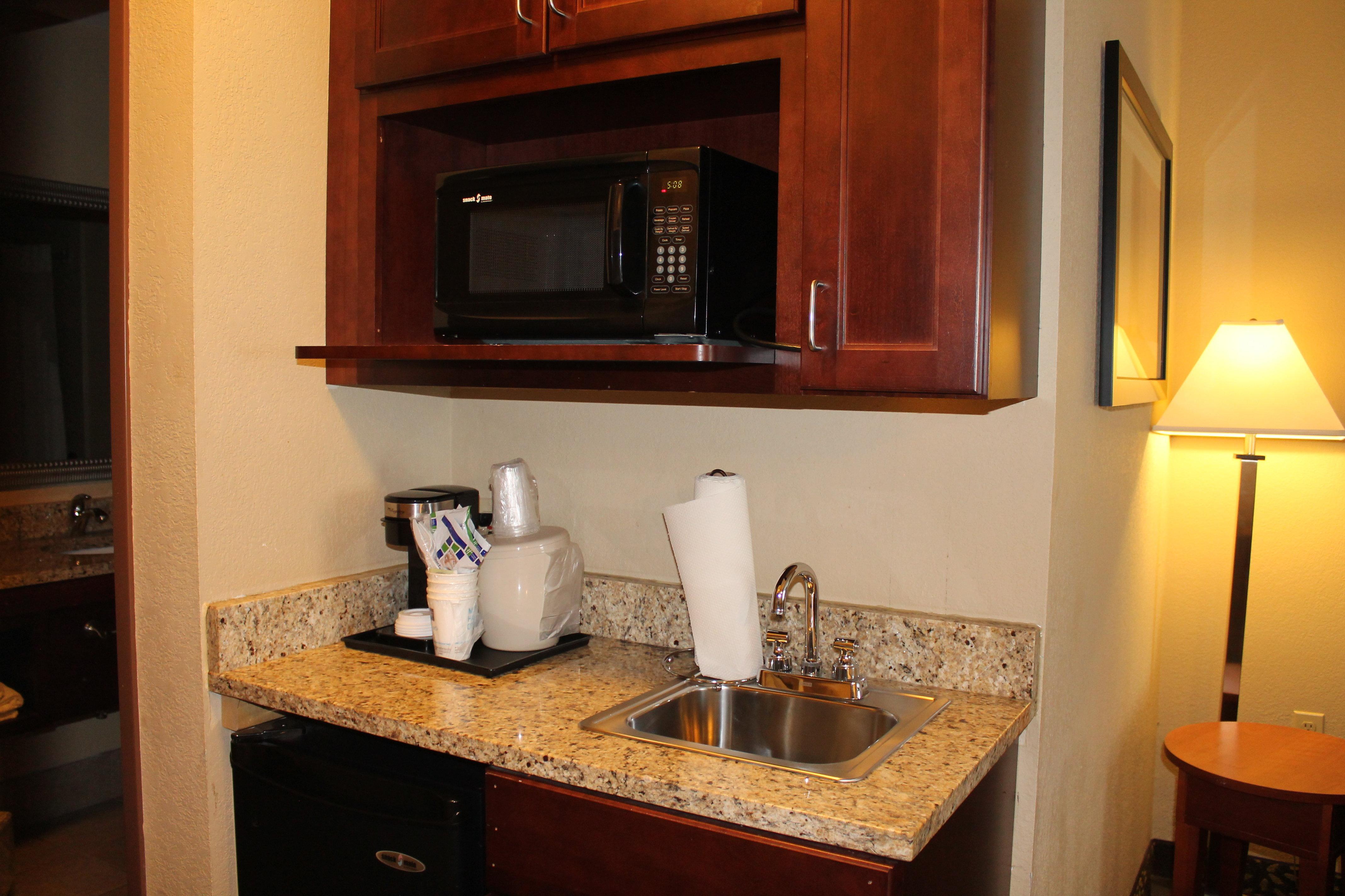 Holiday Inn Express Hotel & Suites Starkville, An Ihg Hotel Bagian luar foto