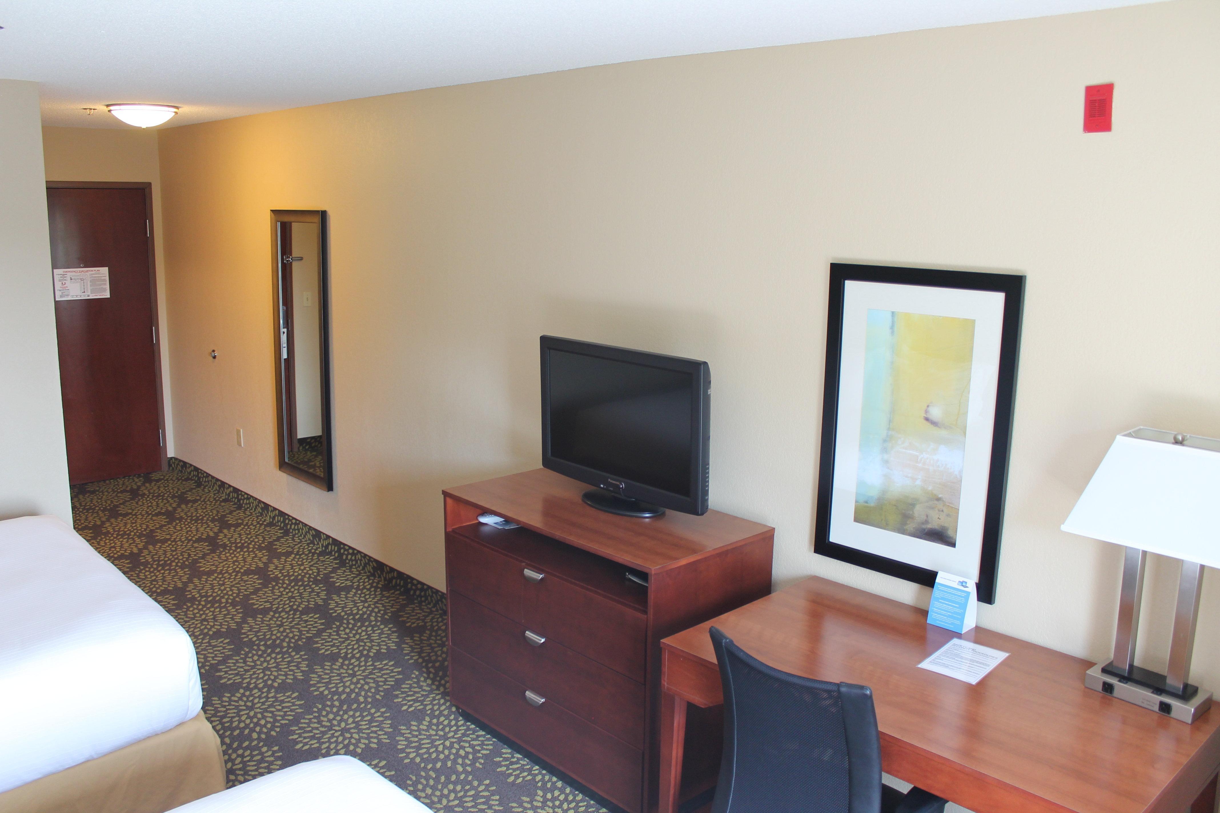 Holiday Inn Express Hotel & Suites Starkville, An Ihg Hotel Bagian luar foto