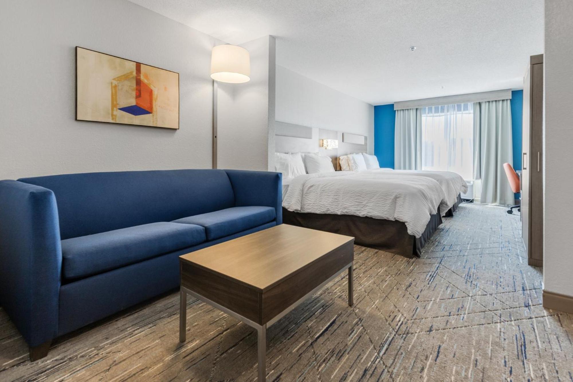 Holiday Inn Express Hotel & Suites Starkville, An Ihg Hotel Bagian luar foto